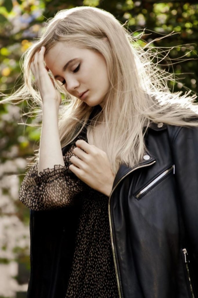 Freya Allan biography