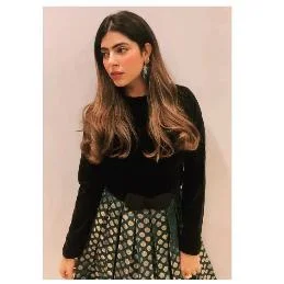 RJ Karishma photos